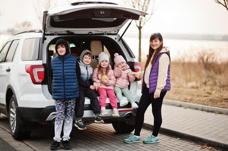 traveling-with-kids-guide-to-family-road-trip